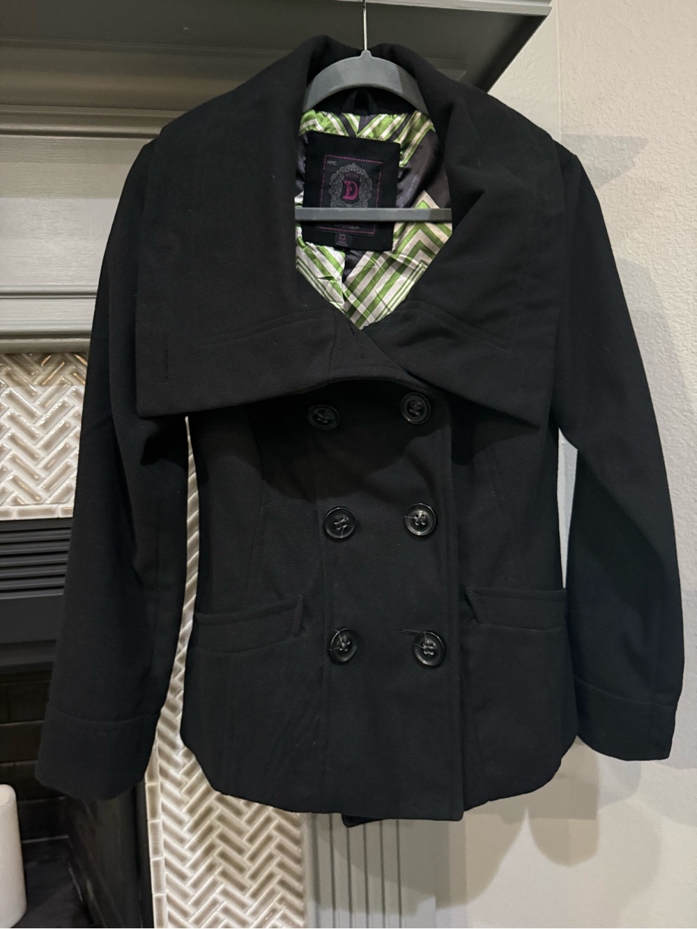 Double-Breasted Black Peacoat with Wide Fold Collar